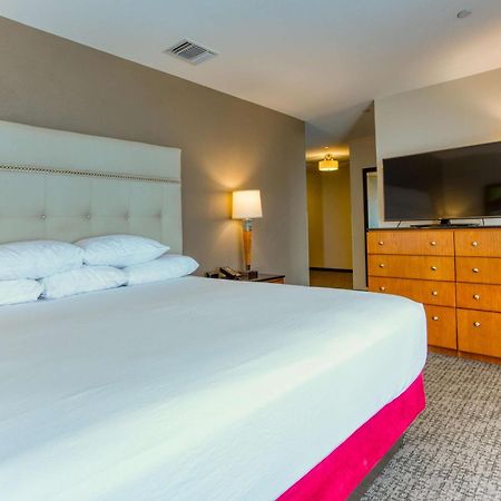 Drury Plaza Hotel San Antonio Riverwalk Exterior foto