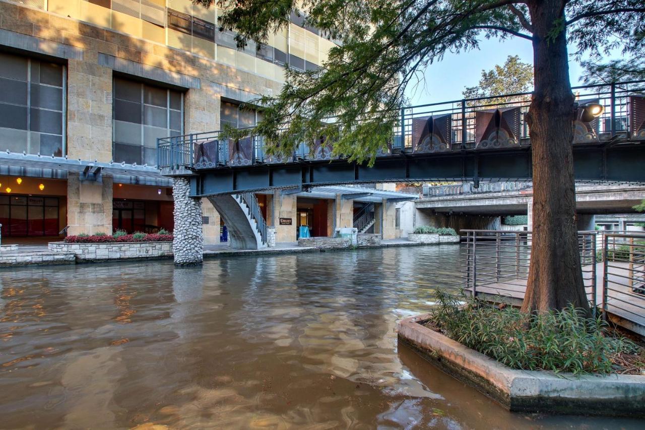 Drury Plaza Hotel San Antonio Riverwalk Exterior foto