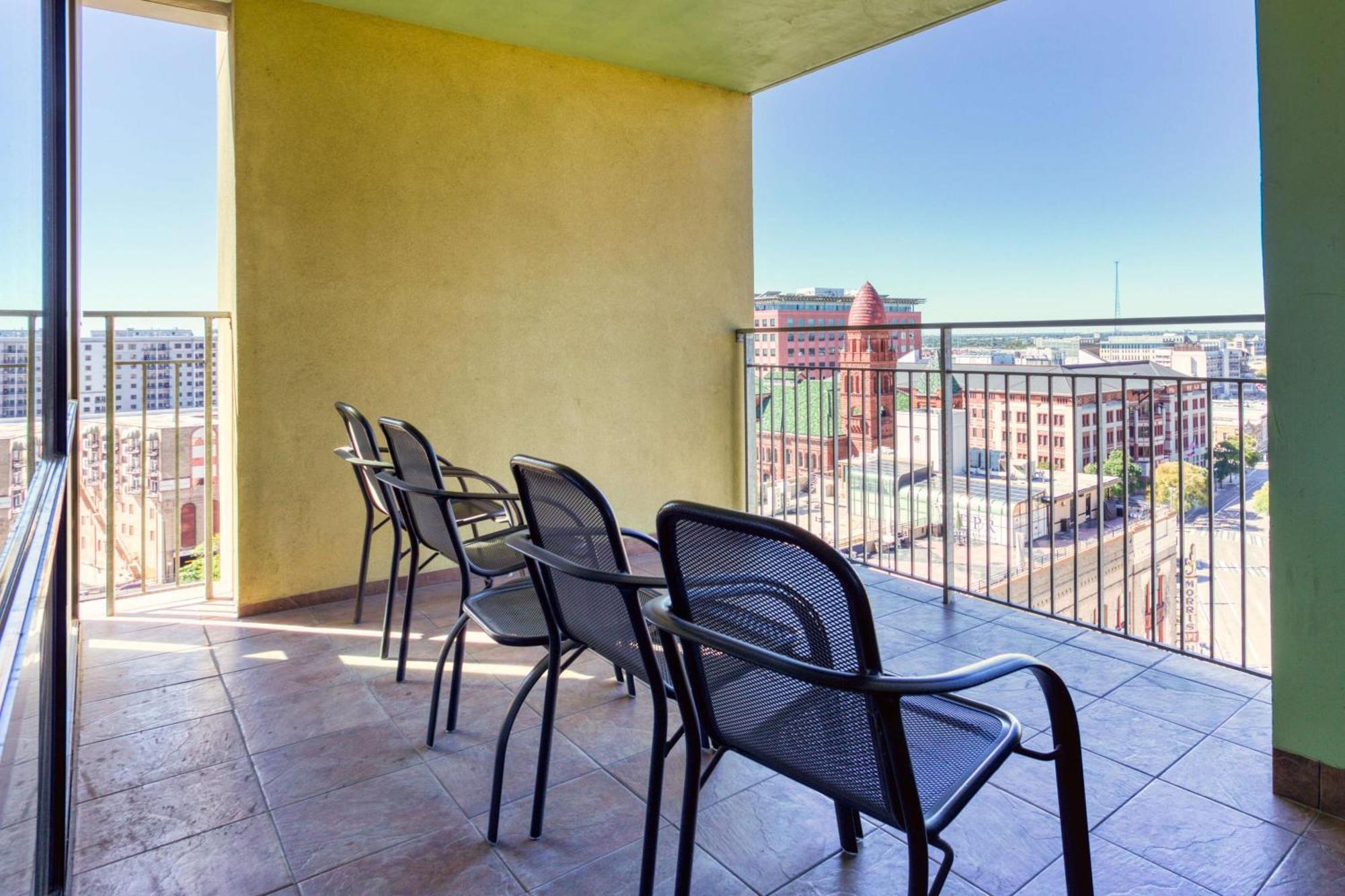 Drury Plaza Hotel San Antonio Riverwalk Exterior foto