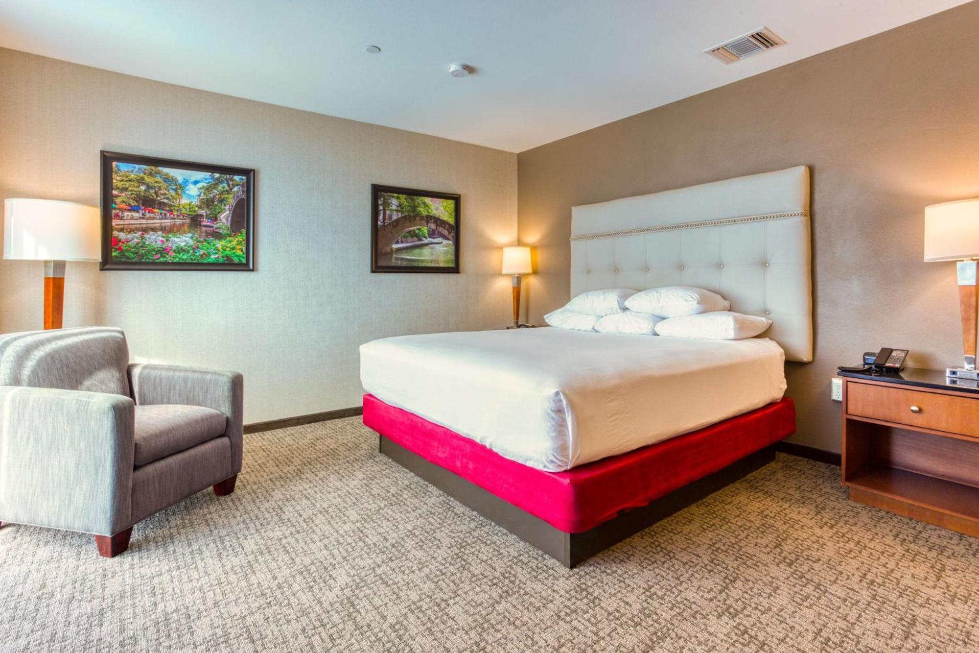 Drury Plaza Hotel San Antonio Riverwalk Exterior foto