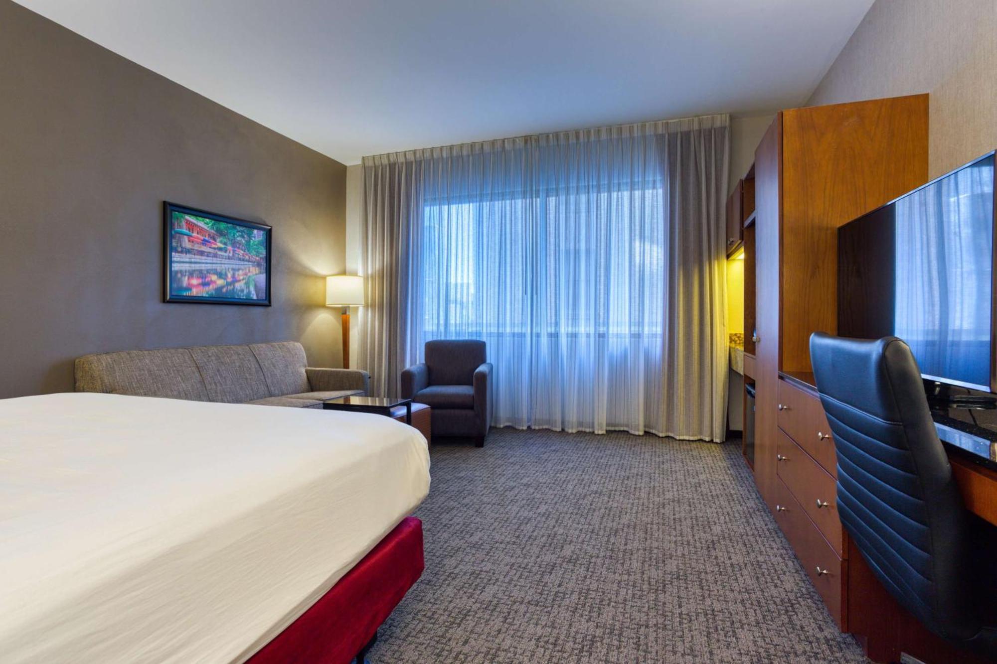 Drury Plaza Hotel San Antonio Riverwalk Exterior foto